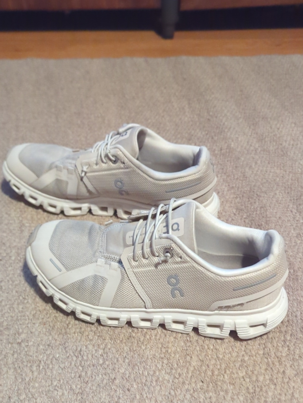 Women's On Running Cloud 6 Running Shoes In Light Beige Size 7.5 - Picture 2 of 10